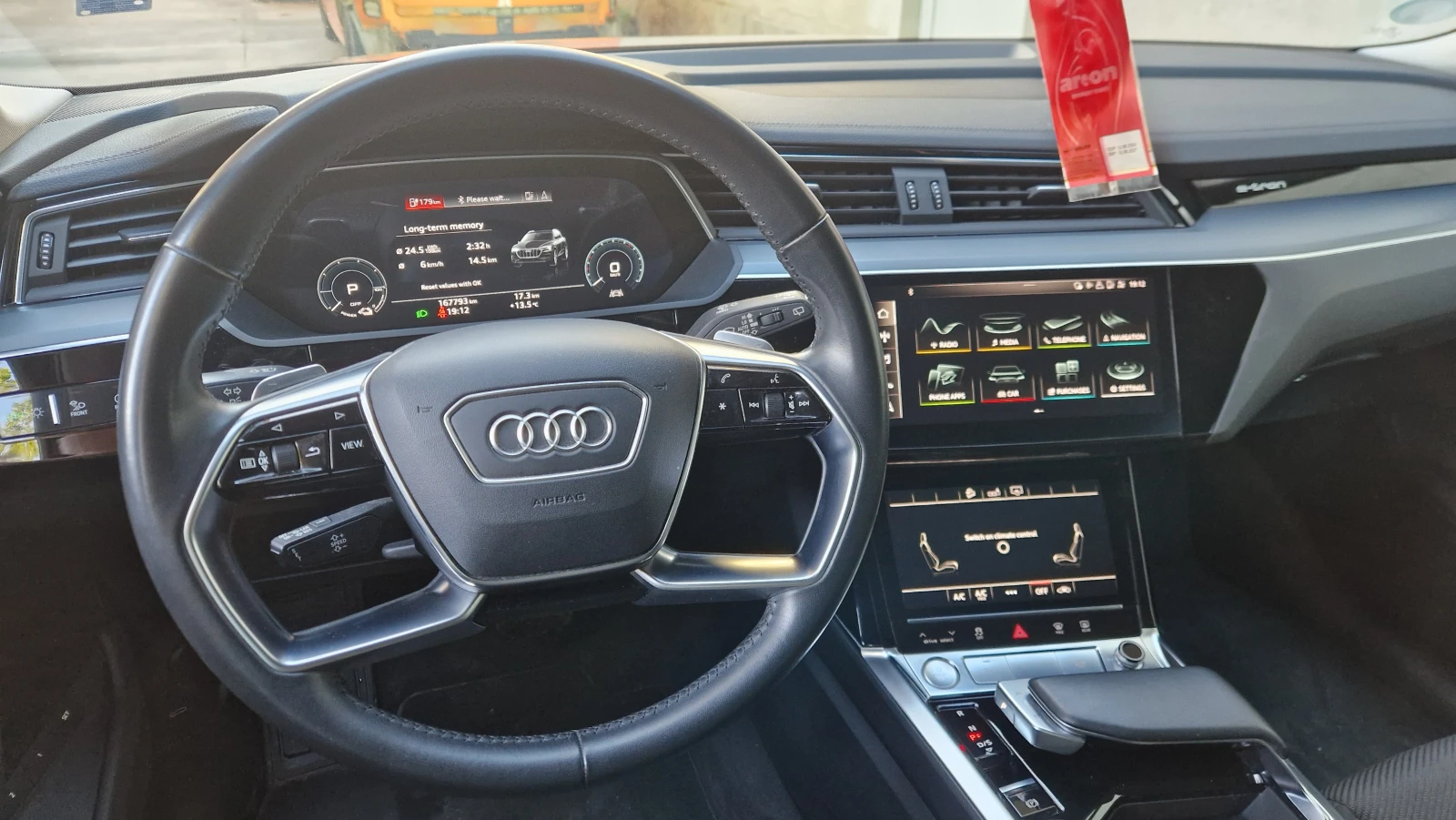 Audi E-Tron 50 Quattro Business Edition 71kWh - изображение 5