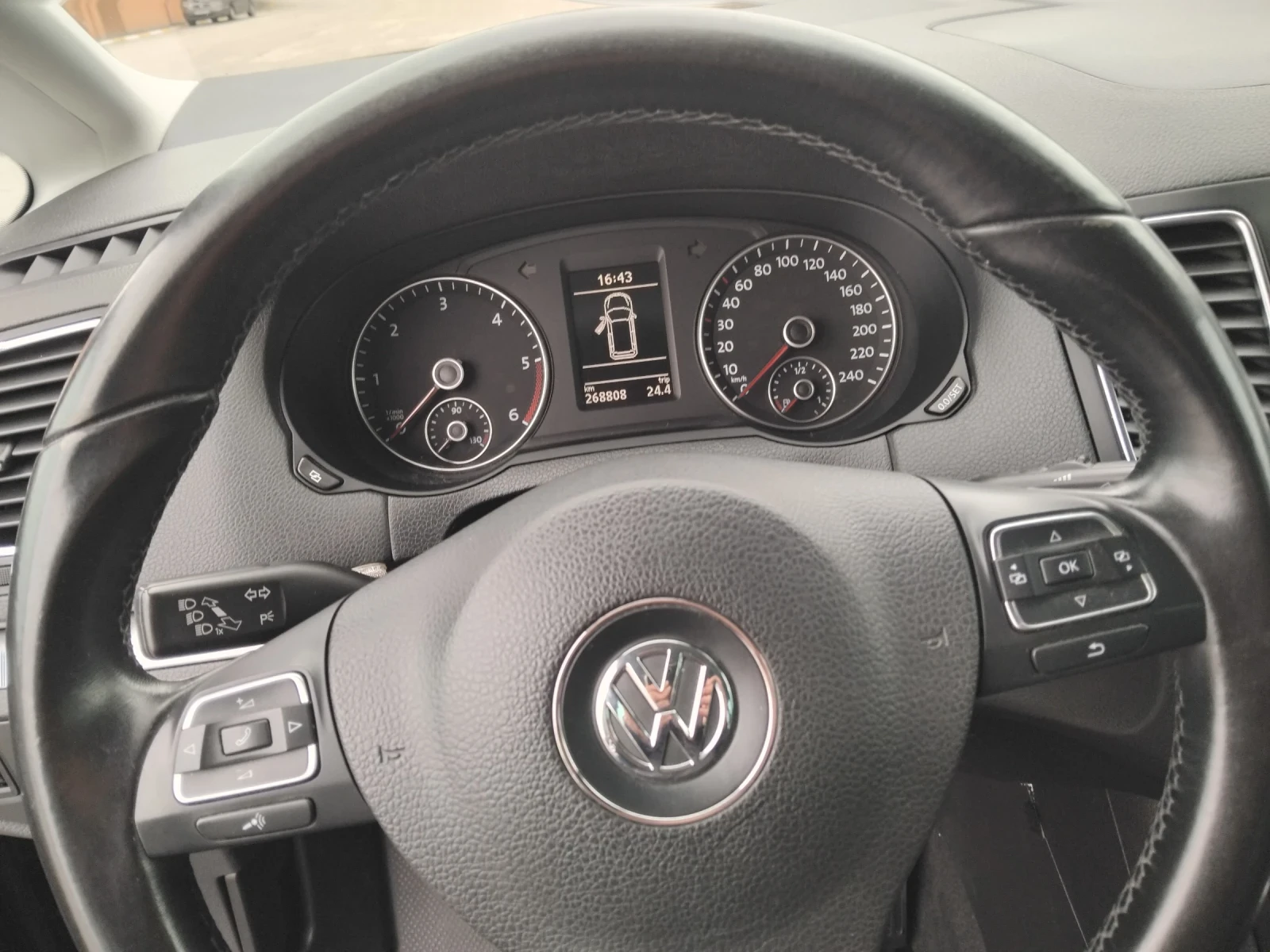 VW Sharan 2, 0 тди - изображение 9