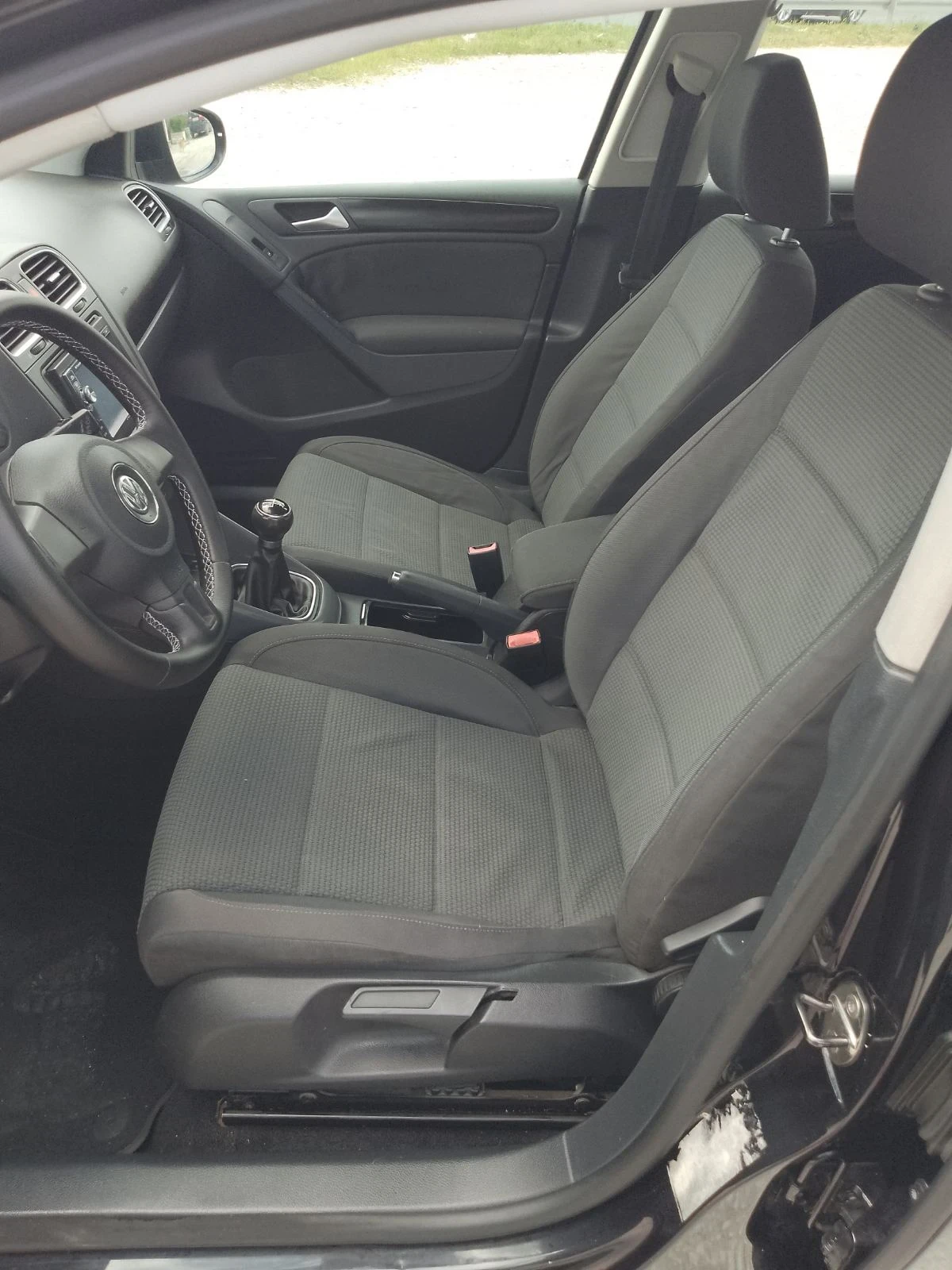 VW Golf 1.6tdi 105cv.   | Mobile.bg   12