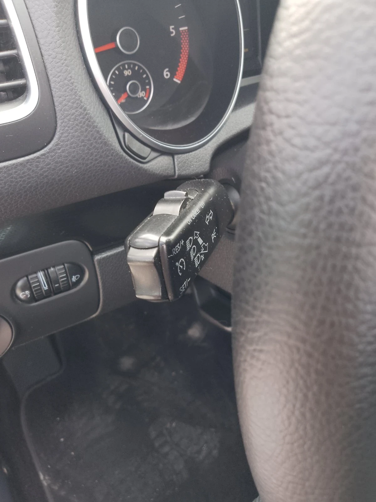 VW Golf 1.6tdi 105cv.   | Mobile.bg   13