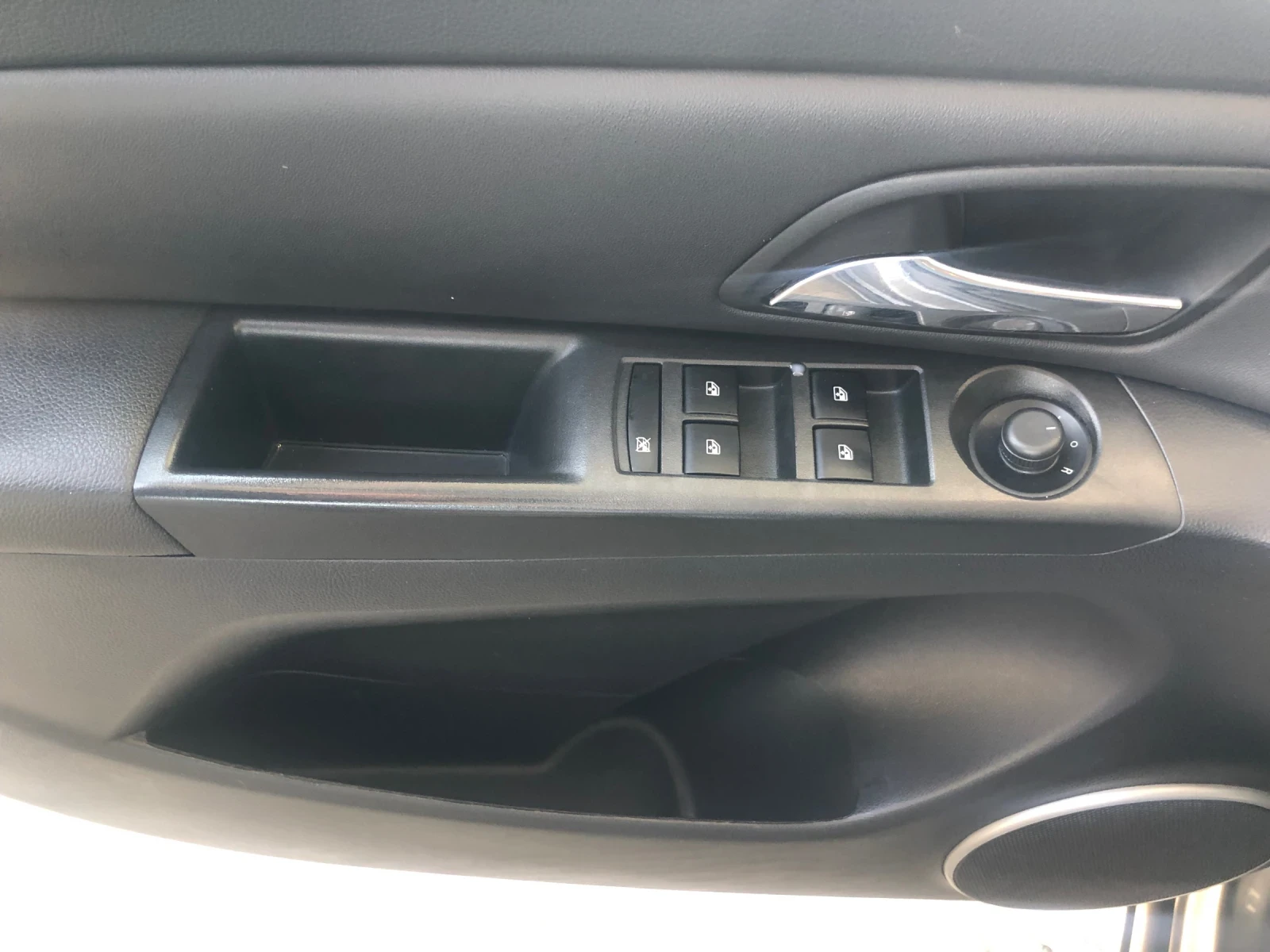 Chevrolet Cruze Комби - изображение 10