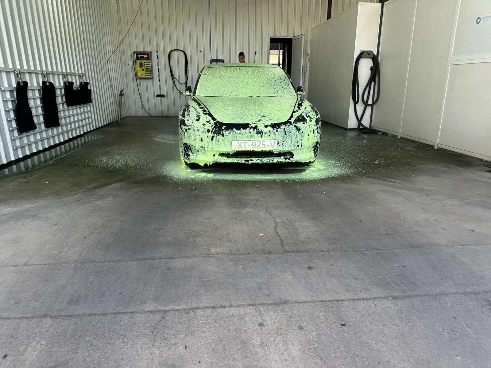 Tesla Model 3  - изображение 10