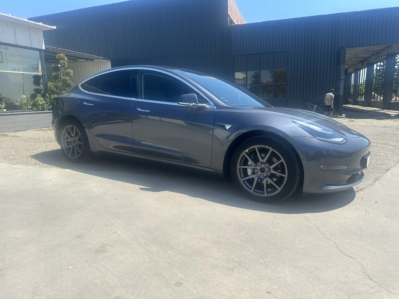 Tesla Model 3  - изображение 6