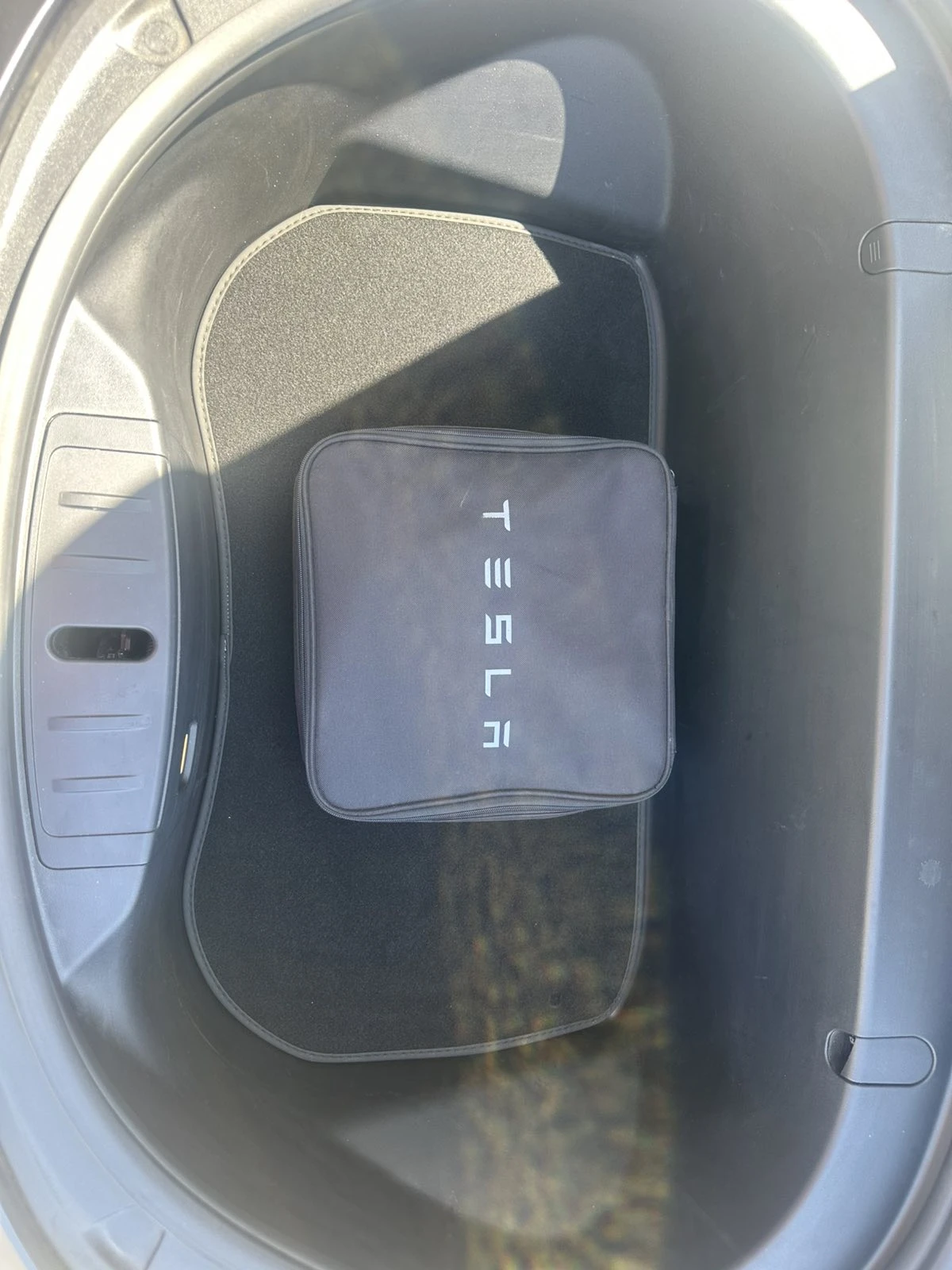 Tesla Model 3  - изображение 8