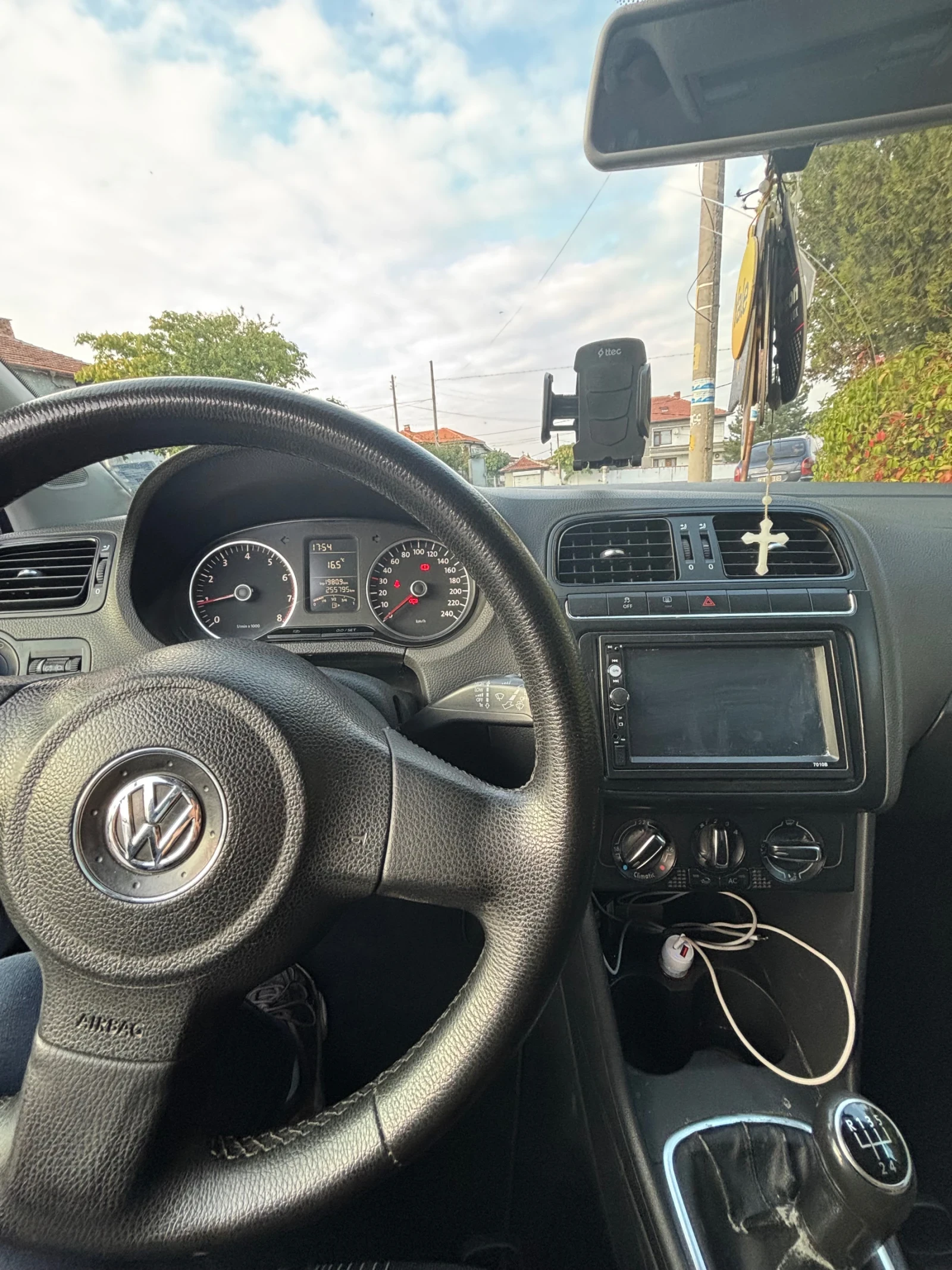 VW Polo  - изображение 10
