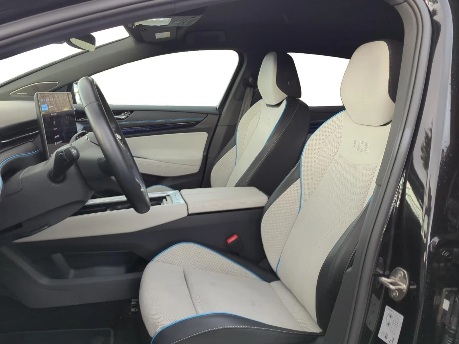 VW ID.7 PRO ACC LED-MATRIX 360 HARMAN-KARDON - изображение 8