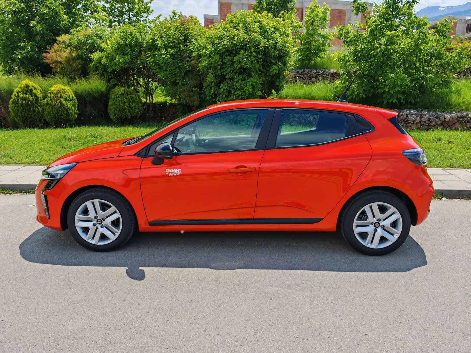 Renault Clio 2900лв за получаване, 1.0ТCe EcoG ГАЗ Face - изображение 9