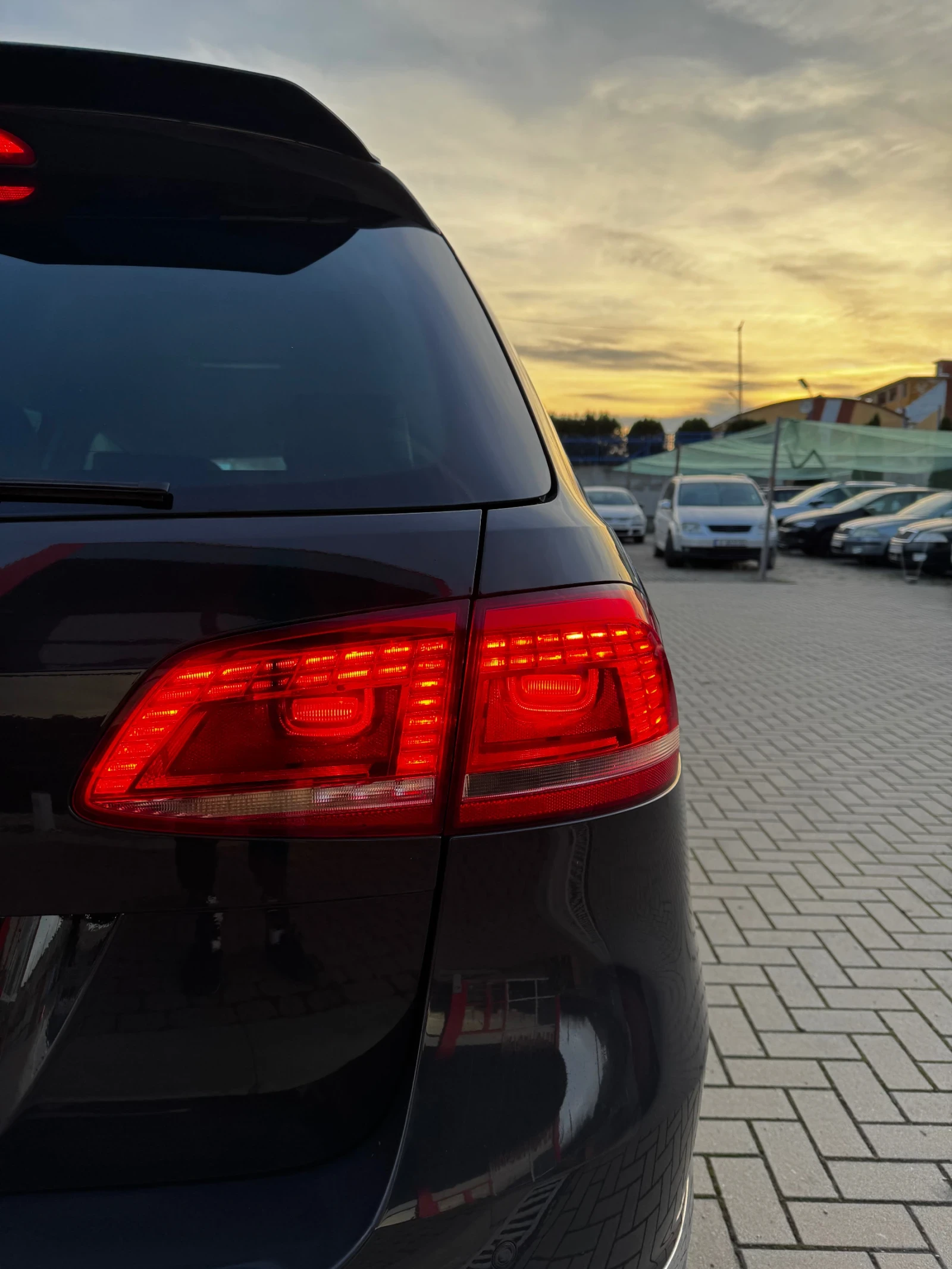 VW Passat 2.0TDI DSG Highline - изображение 6