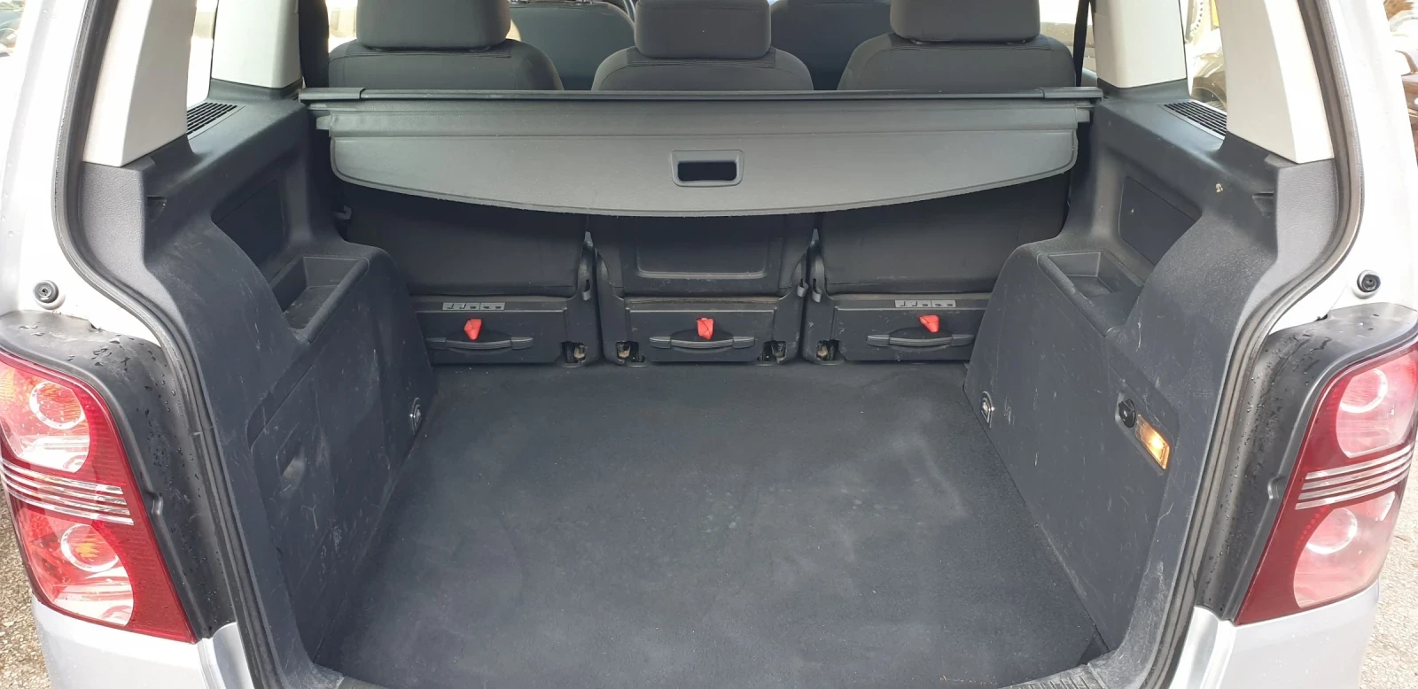VW Touran 1.9TDI/90��.Facelift | Mobile.bg � ����������� 10
