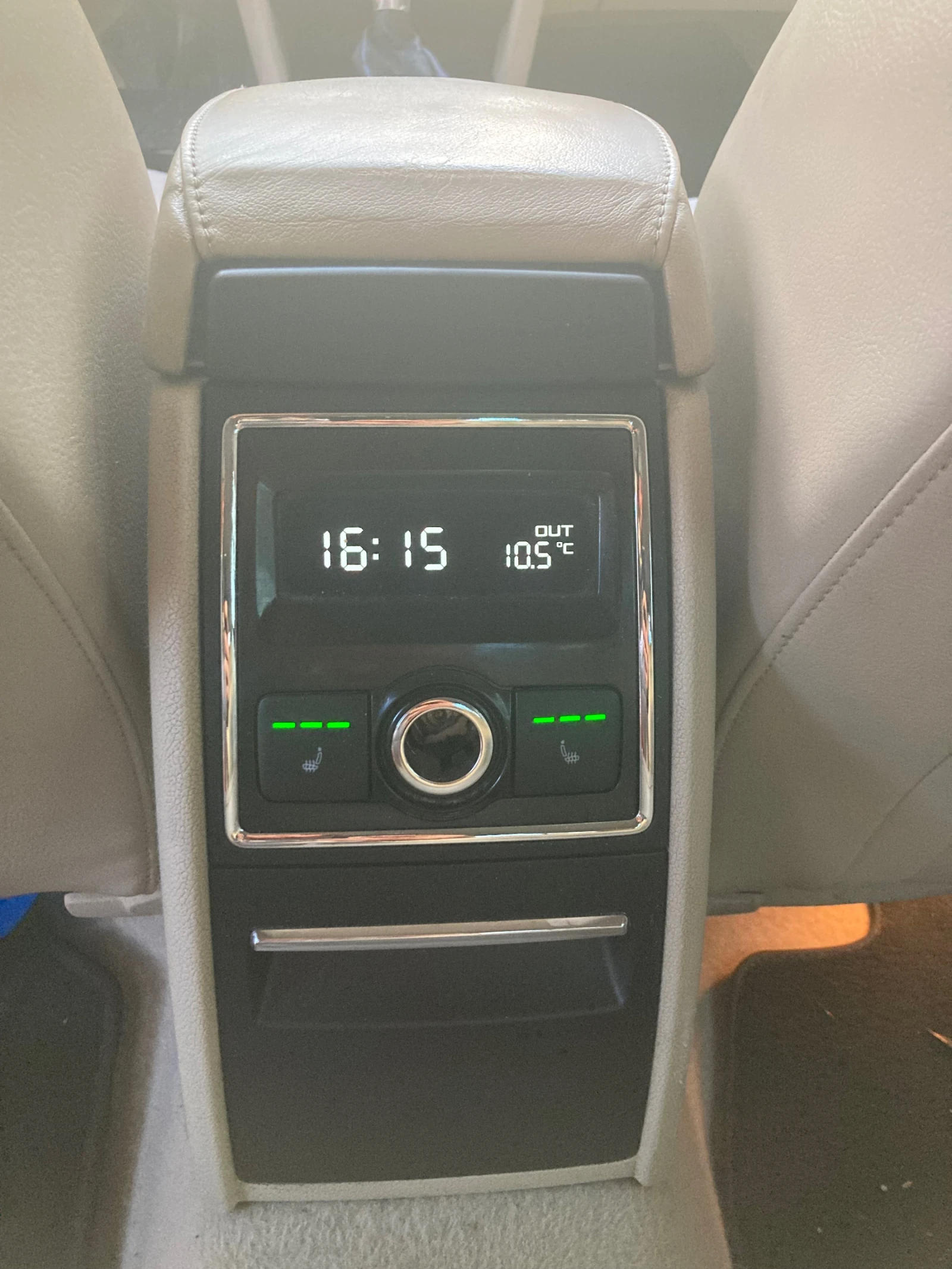 Skoda Superb 170 �.�. DSG | Mobile.bg � ����������� 10