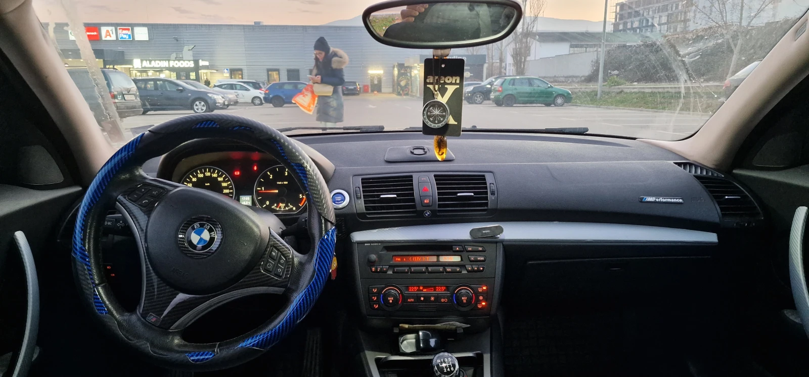 BMW 120  - изображение 6