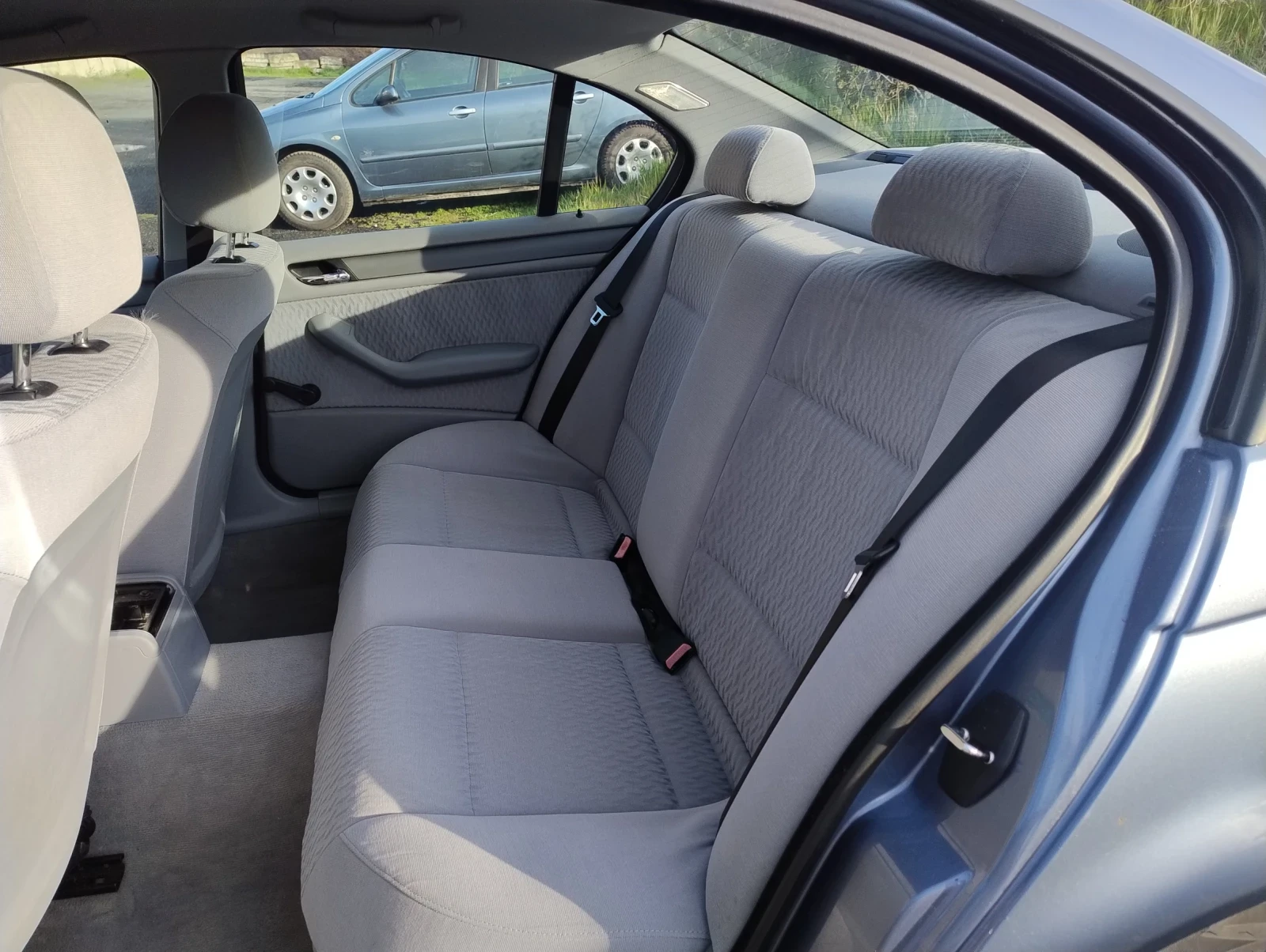 BMW 318, снимка 3 - Автомобили и джипове - 54359930