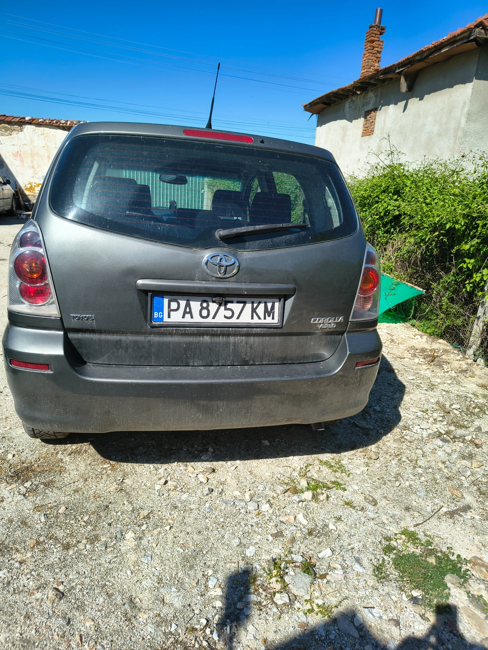 Toyota Corolla verso 2.0D4D, снимка 11 - Автомобили и джипове - 54554247