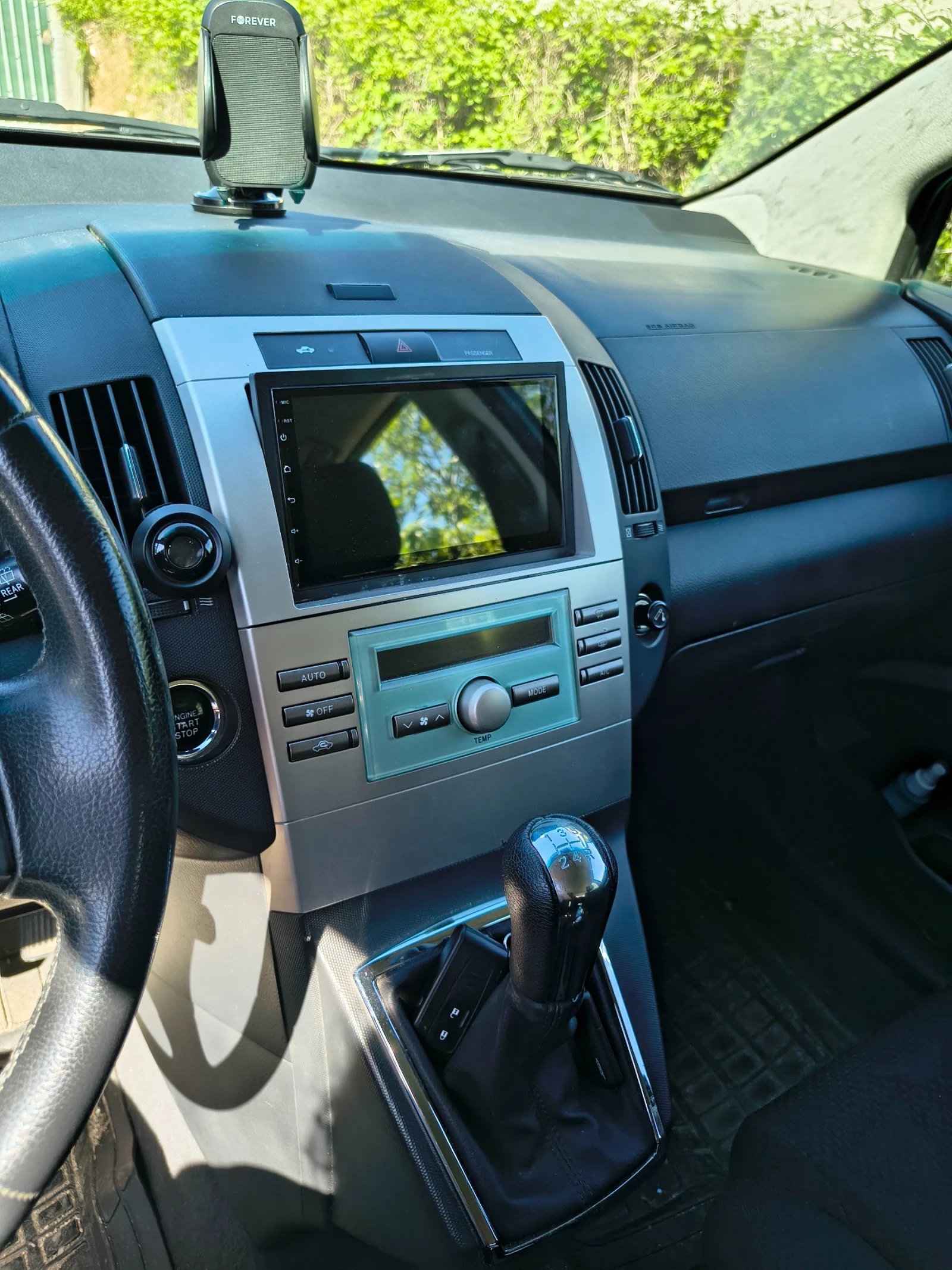 Toyota Corolla verso 2.0D4D, снимка 7 - Автомобили и джипове - 54554247