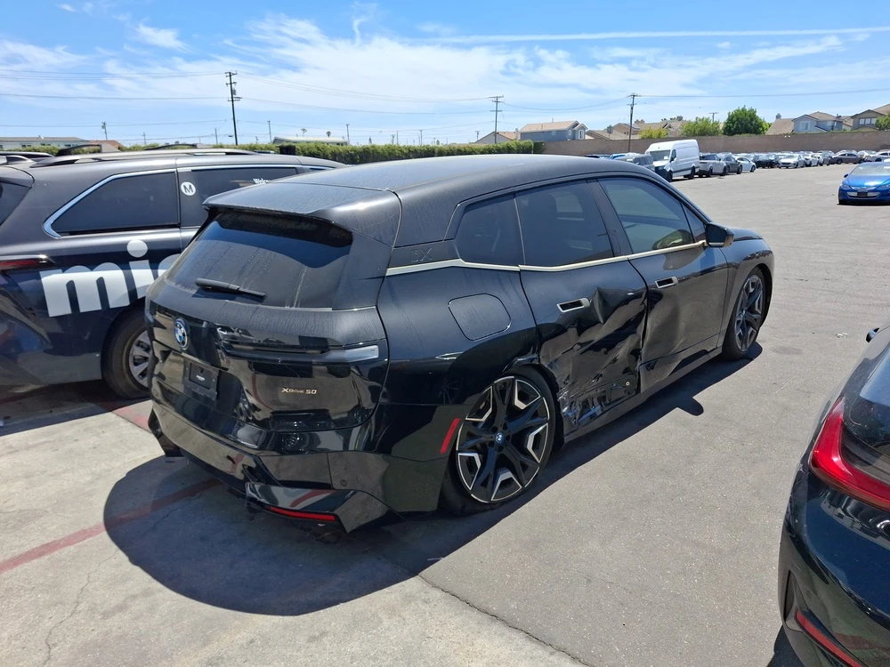 BMW iX 50 xDrive Очакван внос!, снимка 4 - Автомобили и джипове - 54732910