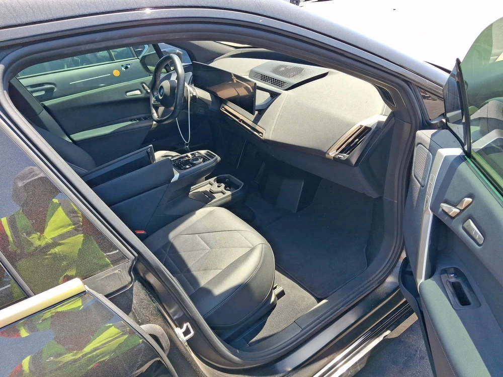 BMW iX 50 xDrive Очакван внос!, снимка 8 - Автомобили и джипове - 54732910