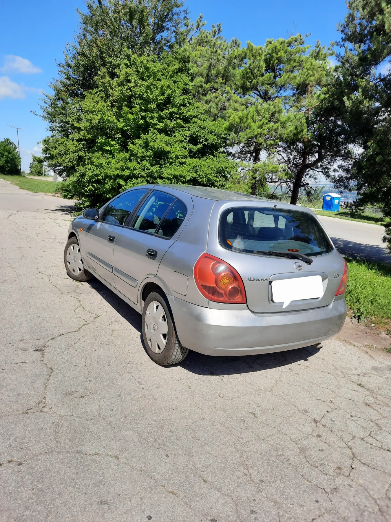 Nissan Almera, снимка 2 - Автомобили и джипове - 54911540