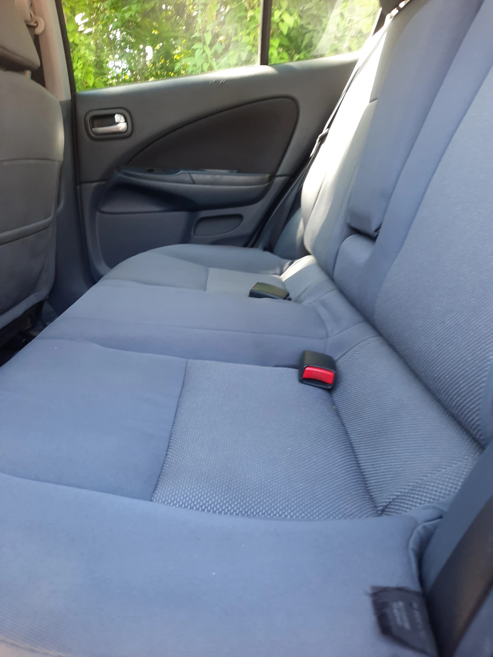 Nissan Almera, снимка 9 - Автомобили и джипове - 54911540