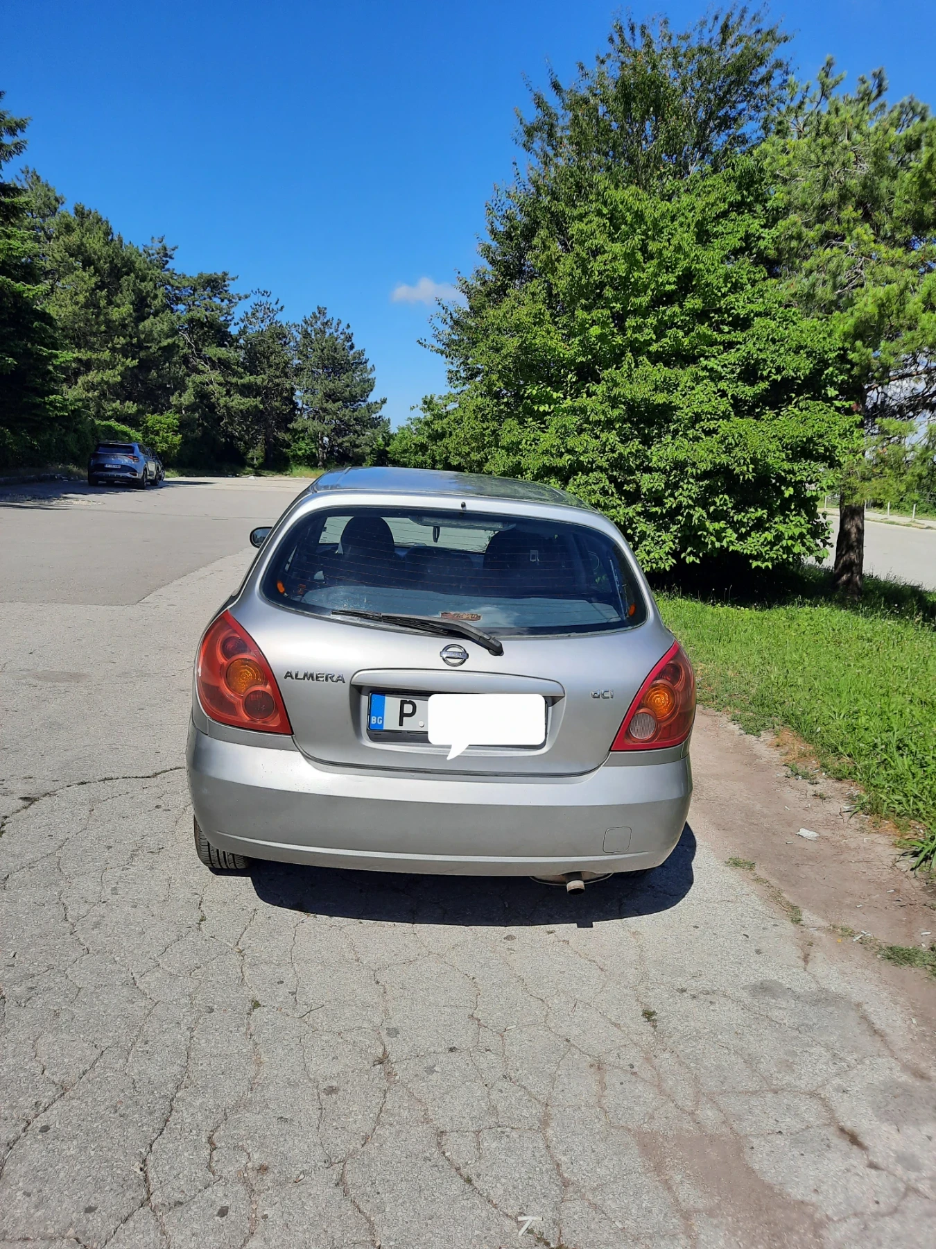 Nissan Almera, снимка 4 - Автомобили и джипове - 54911540