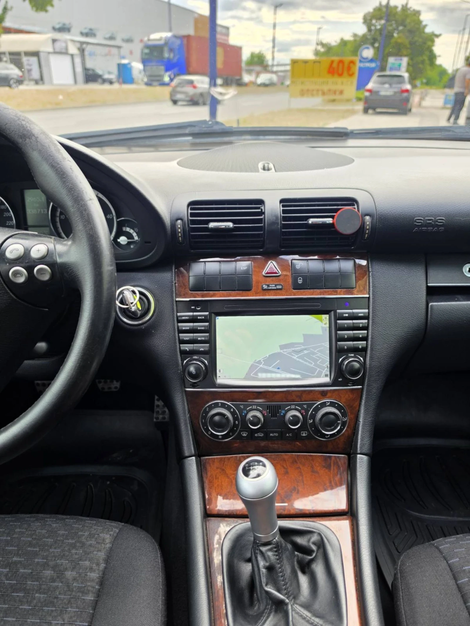 Mercedes-Benz C 220 150 к.с., снимка 12 - Автомобили и джипове - 55230621