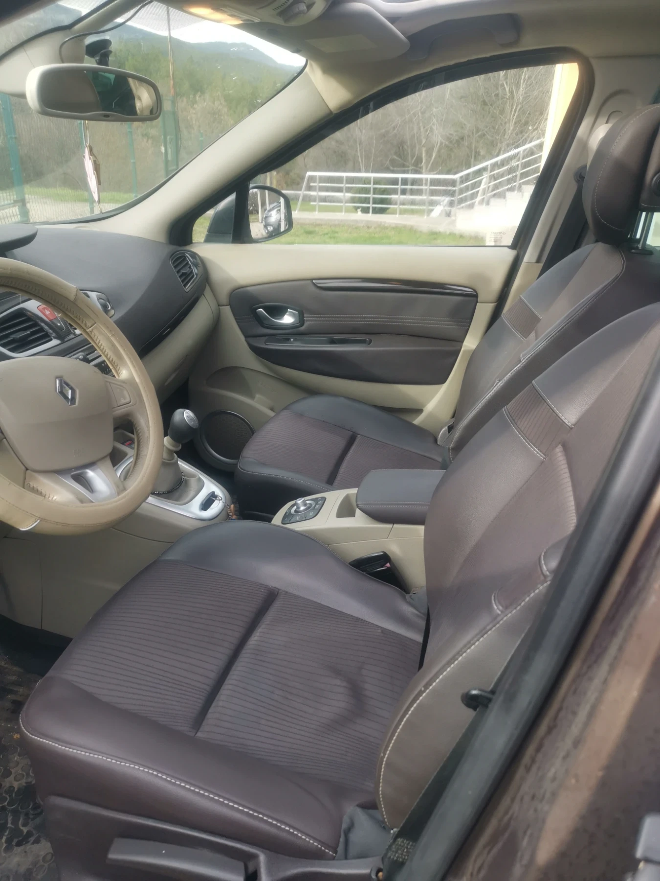 Renault Scenic Grand Scenic 3 1.6 gaz, снимка 6 - Автомобили и джипове - 55561571