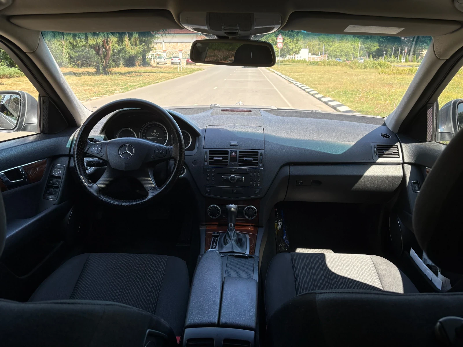 Mercedes-Benz C 180 Kompressor / LPG, снимка 9 - Автомобили и джипове - 55589539