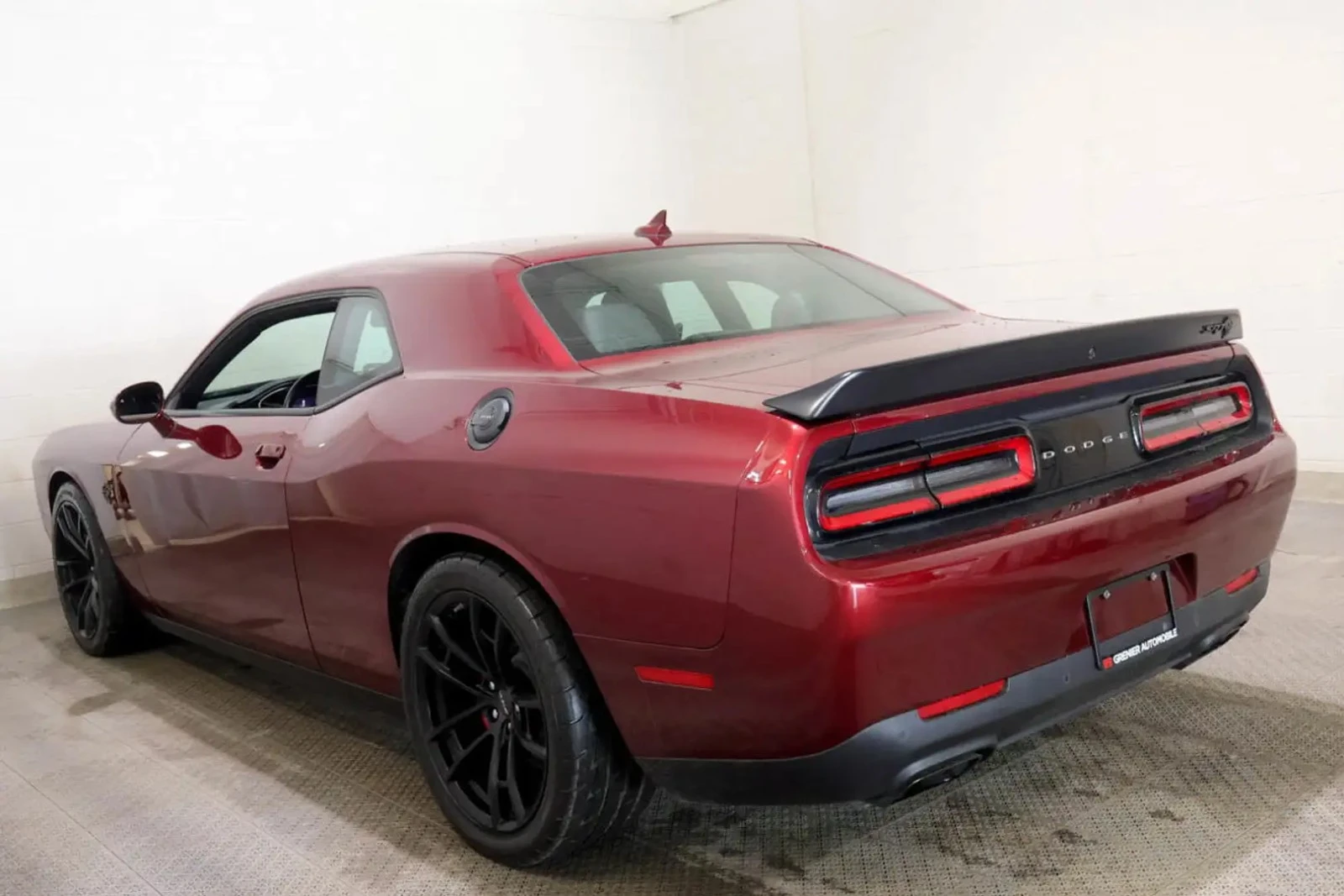 Dodge Challenger SRT HELLCAT JAILBREAK ���� �� �������� ���������� | Mobile.bg � ����������� 4