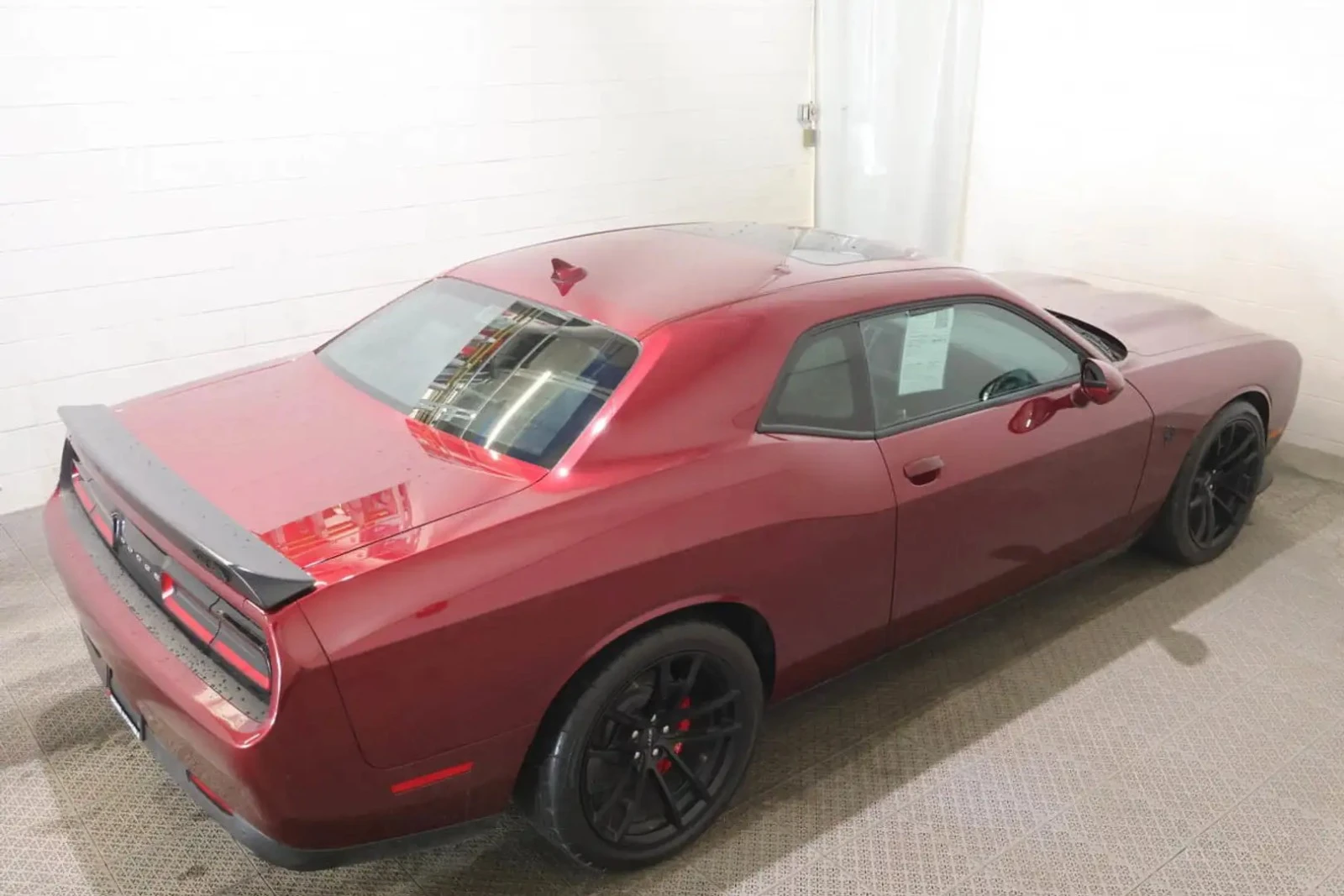 Dodge Challenger SRT HELLCAT JAILBREAK ���� �� �������� ���������� | Mobile.bg � ����������� 6