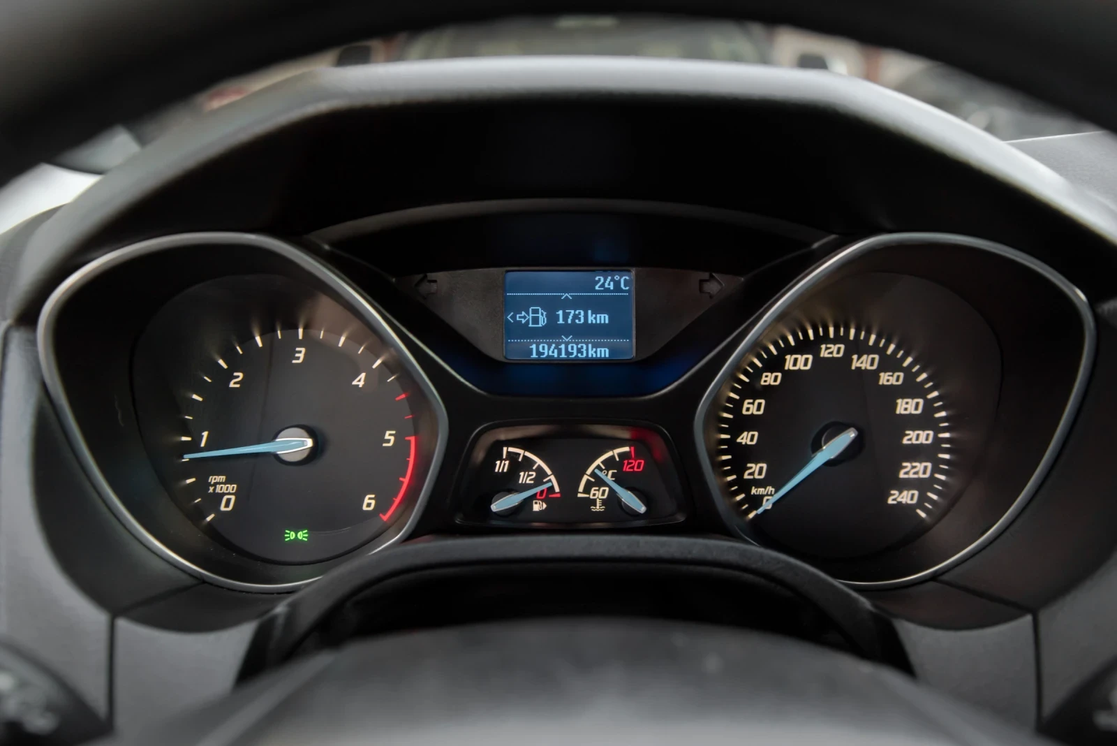 Ford Focus 1.6TDCI/BT/SYNC, снимка 12 - Автомобили и джипове - 55988929
