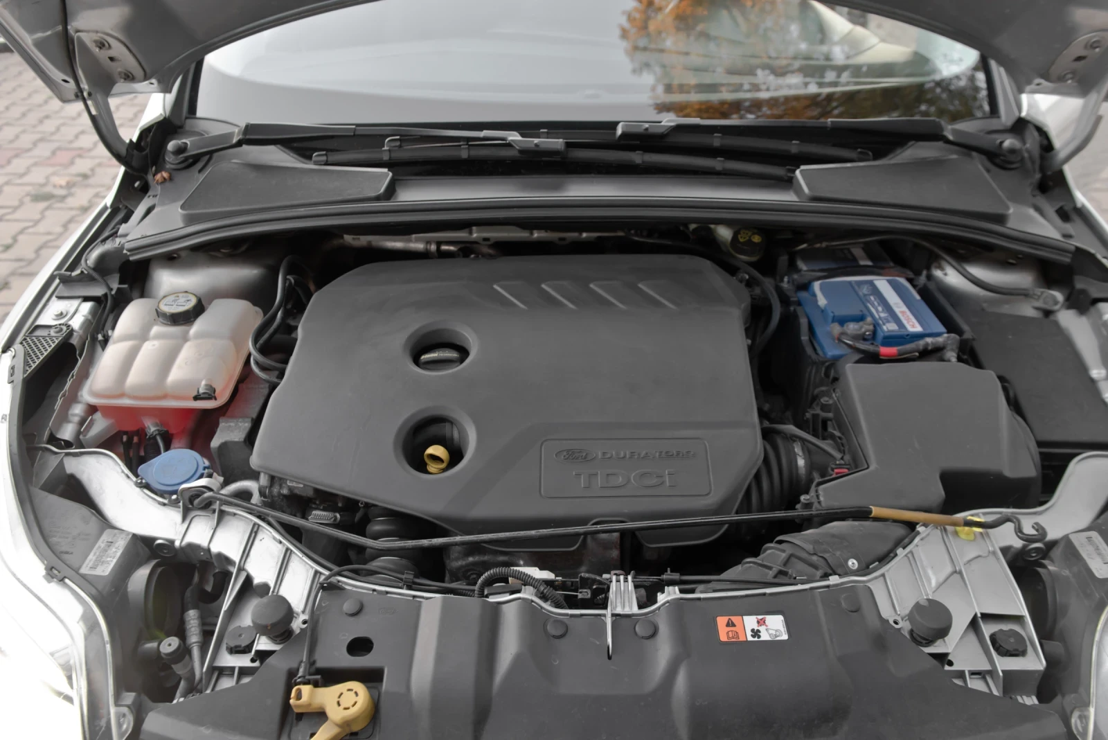 Ford Focus 1.6TDCI/BT/SYNC, снимка 16 - Автомобили и джипове - 55988929