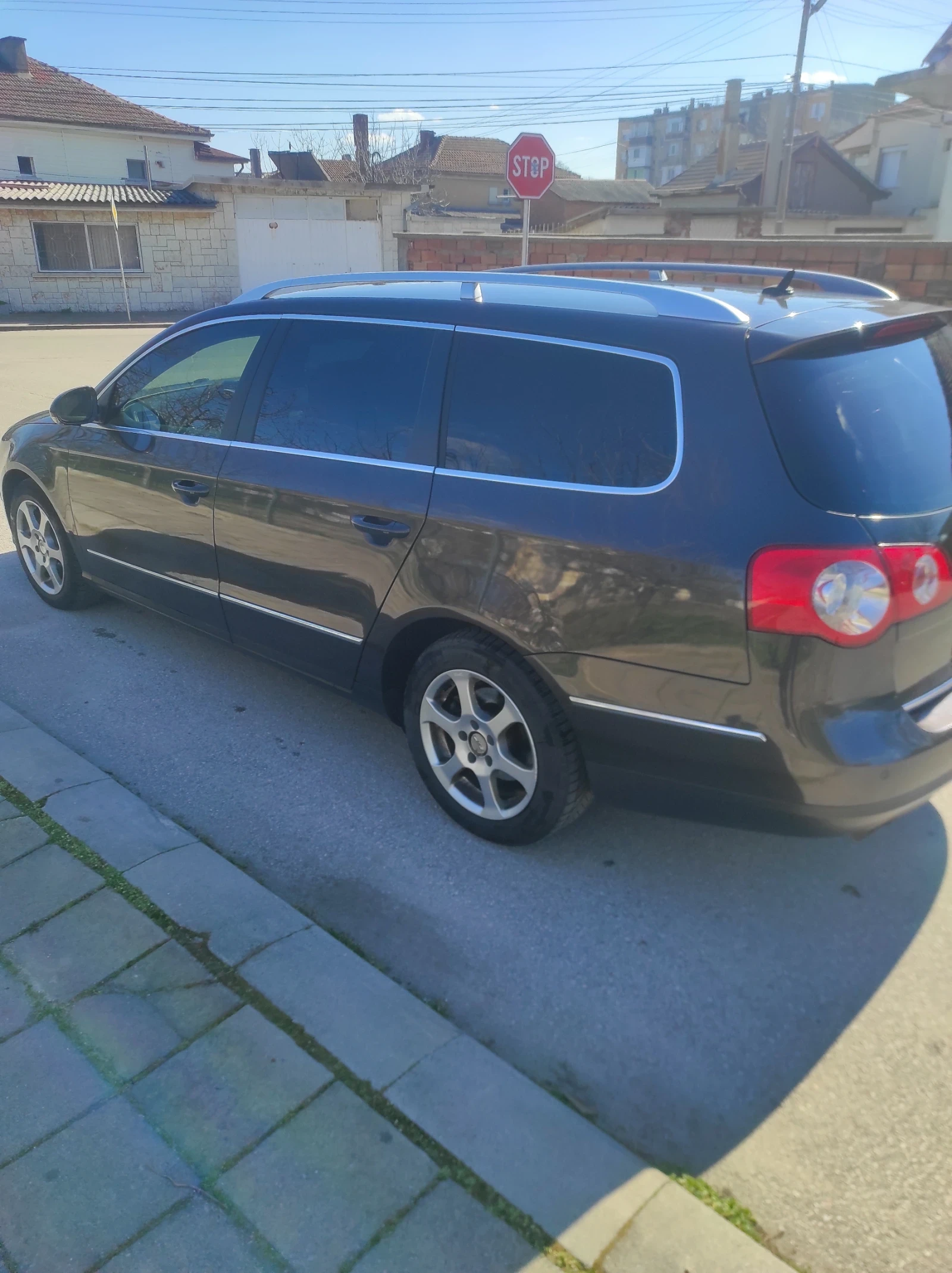 VW Passat VW Passat b6 2.0TDI АВТОМАТ, снимка 3 - Автомобили и джипове - 56231146
