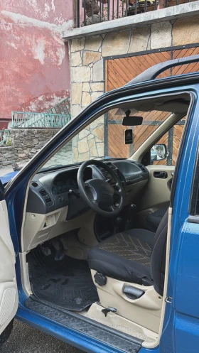 Nissan Terrano 2.7 TDI, снимка 13