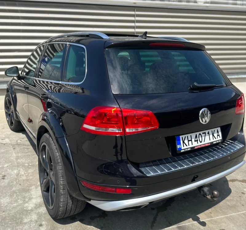 VW Touareg, снимка 4 - Автомобили и джипове - 48668782