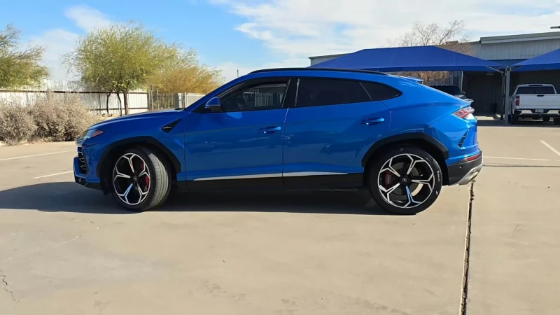 Lamborghini Urus, снимка 3 - Автомобили и джипове - 49289981