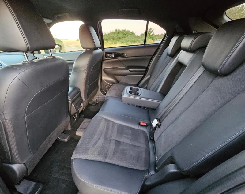 Mitsubishi Eclipse Cross PHEV Full Extras, снимка 12 - Автомобили и джипове - 50834723