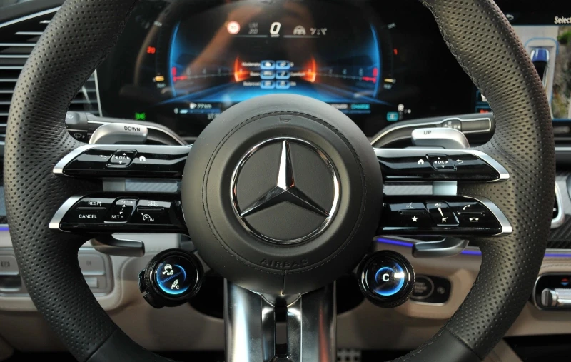 Mercedes-Benz GLE 53 4MATIC Coupe 4MATIC+ , снимка 11 - Автомобили и джипове - 52949073