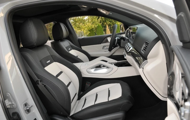 Mercedes-Benz GLE 53 4MATIC Coupe 4MATIC+ , снимка 8 - Автомобили и джипове - 52949073