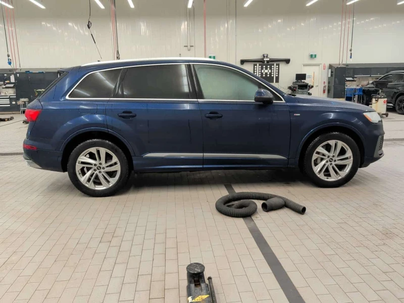 Audi Q7  Komfort /CARFAX / ПОДГРЕВИ/PANO/NAVI, снимка 3 - Автомобили и джипове - 53580989