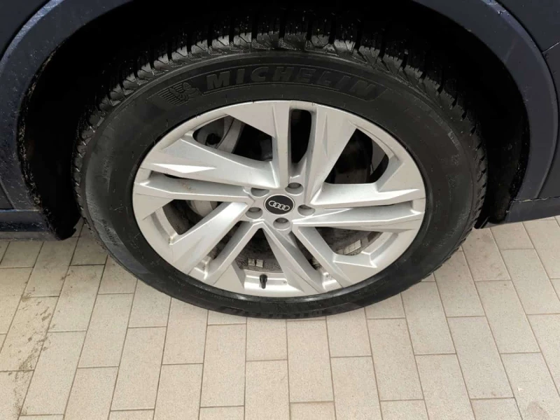 Audi Q7  Komfort /CARFAX / ПОДГРЕВИ/PANO/NAVI, снимка 7 - Автомобили и джипове - 53580989