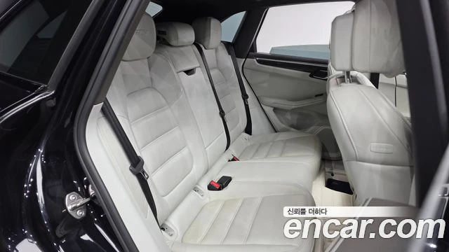 Porsche Macan GTS* 360CAMERA* PANORAMIC ROOF* , снимка 10 - Автомобили и джипове - 54544702