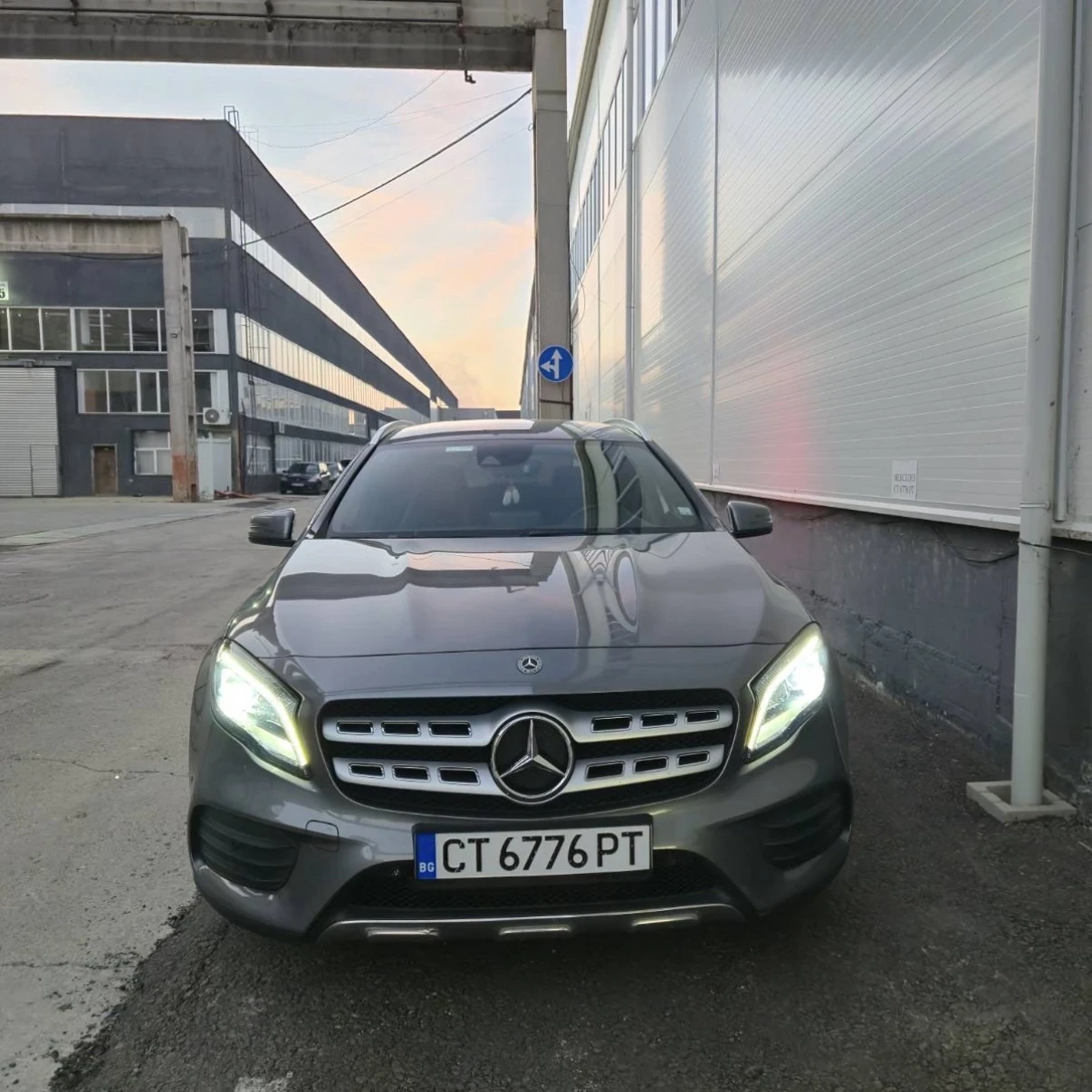 Mercedes-Benz GLA 200, снимка 1