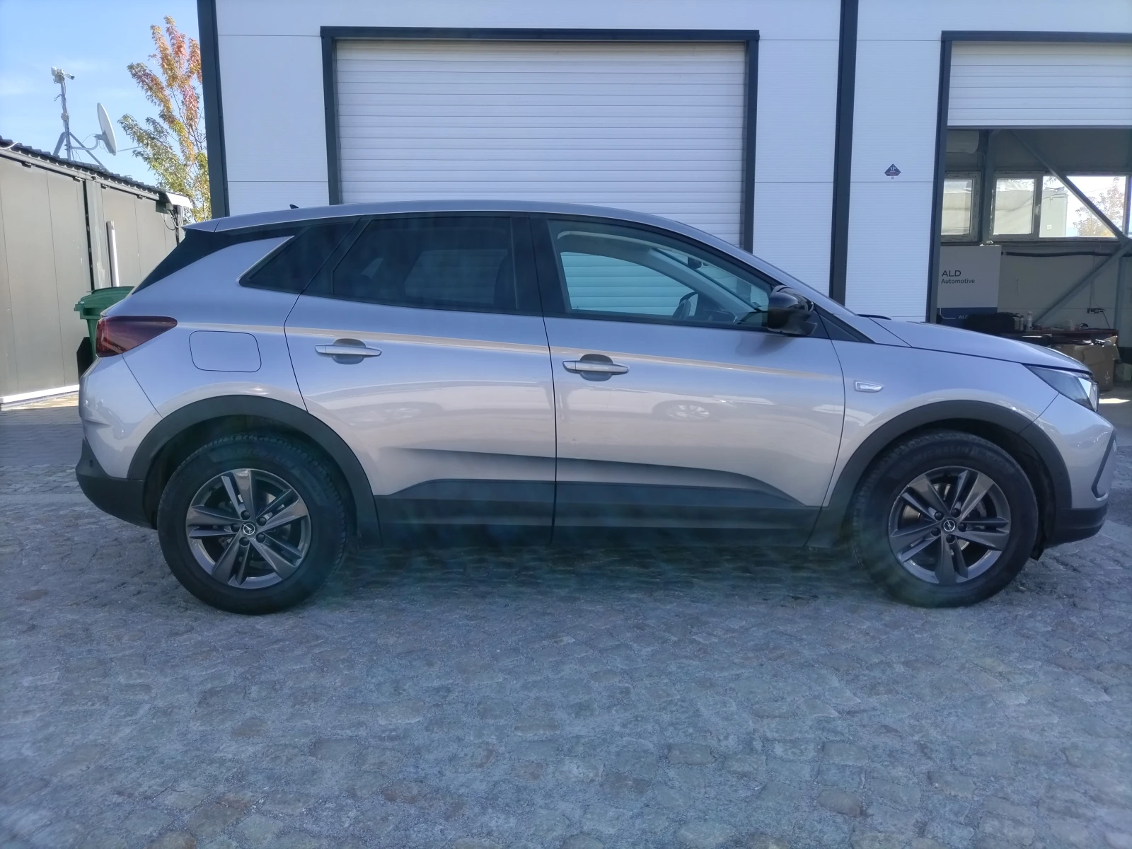 Opel Grandland X 1.5 CDTI/130к.с/ Business Edition - изображение 8