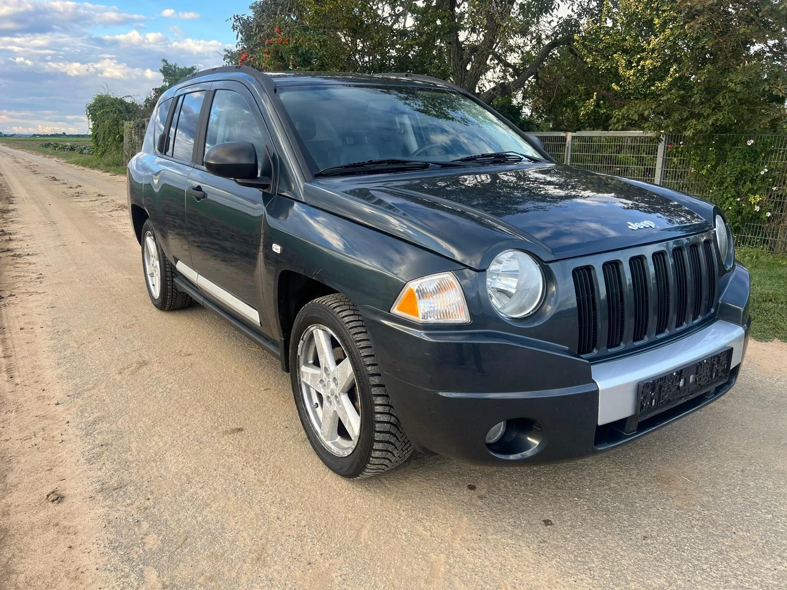 Jeep Compass  - изображение 2