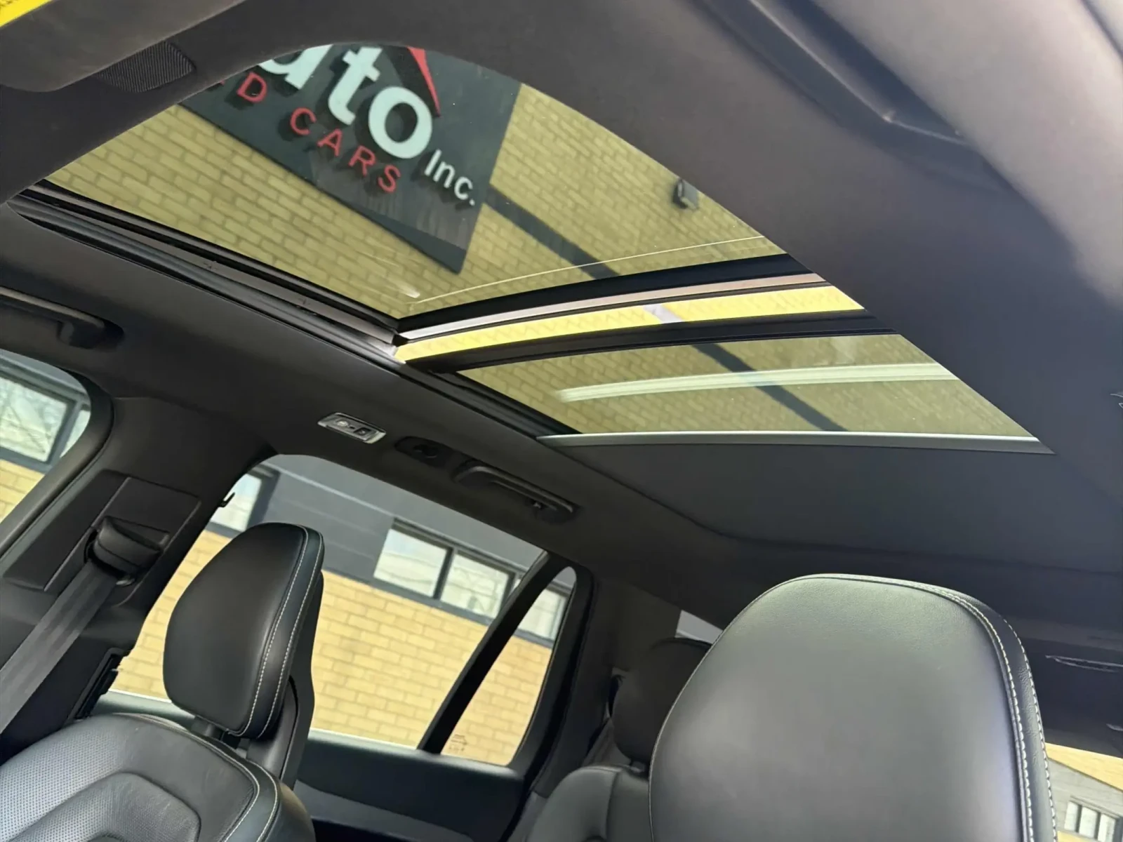 Volvo Xc90 Т6* R* DESIGN* ХЕДЪП* 360КАМЕРА* МЪРТВА* ТОЧКА* , снимка 14 - Автомобили и джипове - 53830352