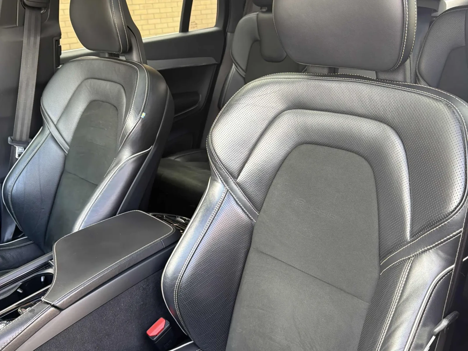 Volvo Xc90 Т6* R* DESIGN* ХЕДЪП* 360КАМЕРА* МЪРТВА* ТОЧКА* , снимка 15 - Автомобили и джипове - 53830352