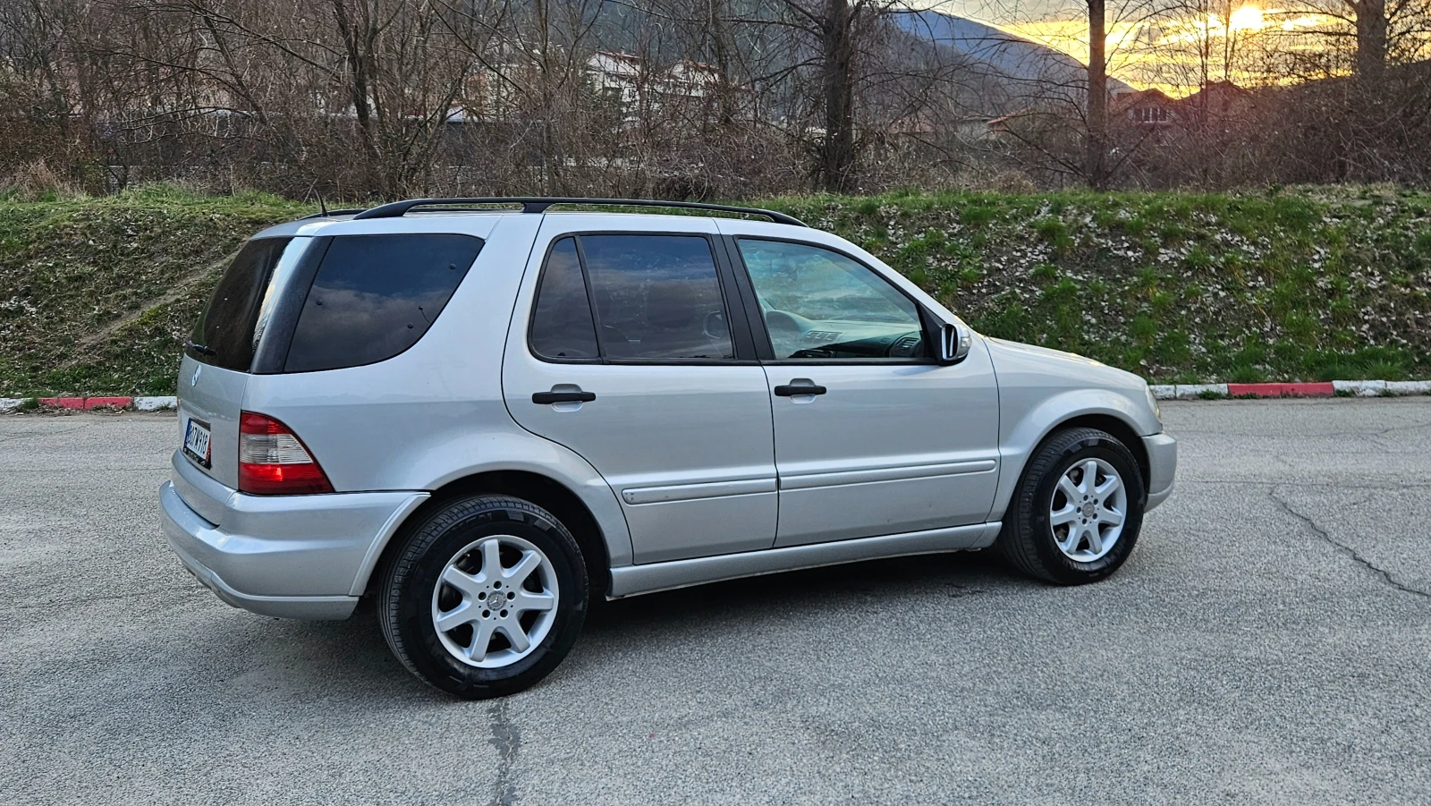 Mercedes-Benz ML 270 Cdi AVTOMAT/KOJA/TOP SUSTOQNIE, снимка 7 - Автомобили и джипове - 54002905