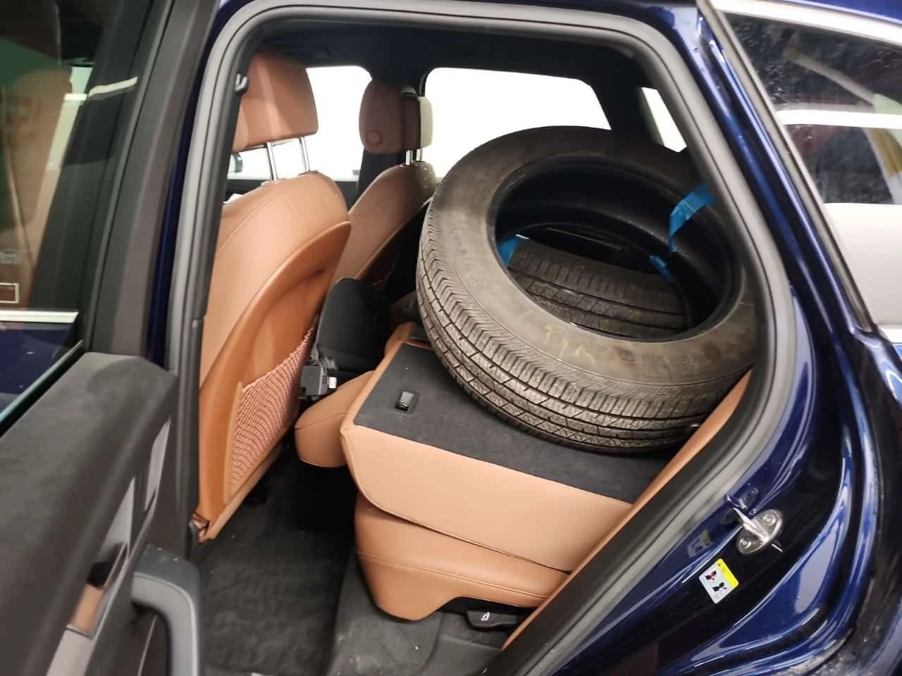 Audi Q5 45TFSI * KOMFORT * CARFAX * Без инциденти * 40k km, снимка 10 - Автомобили и джипове - 54304061