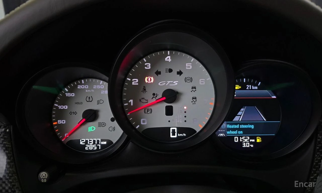 Porsche Macan GTS* 360CAMERA* PANORAMIC ROOF* , снимка 8 - Автомобили и джипове - 54544702
