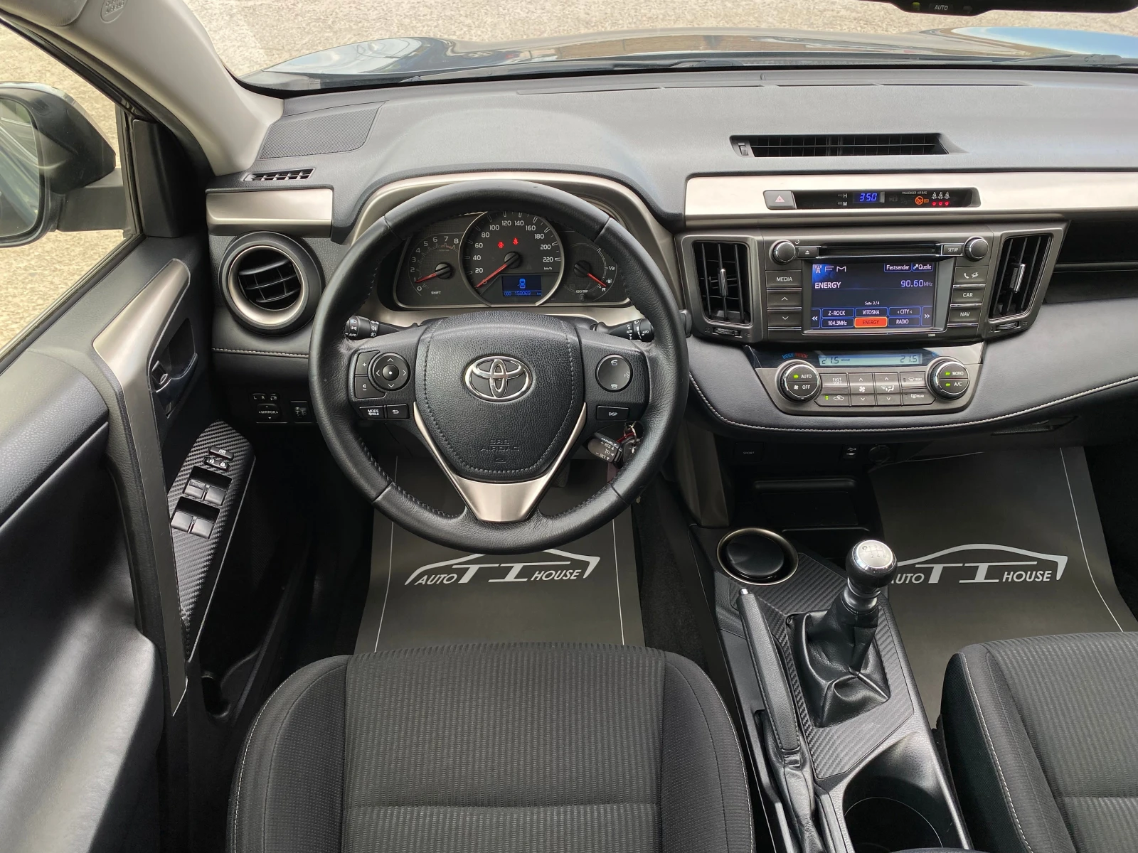 Toyota Rav4 2.0* 4x4* КАТО НОВА!, снимка 11 - Автомобили и джипове - 55197254