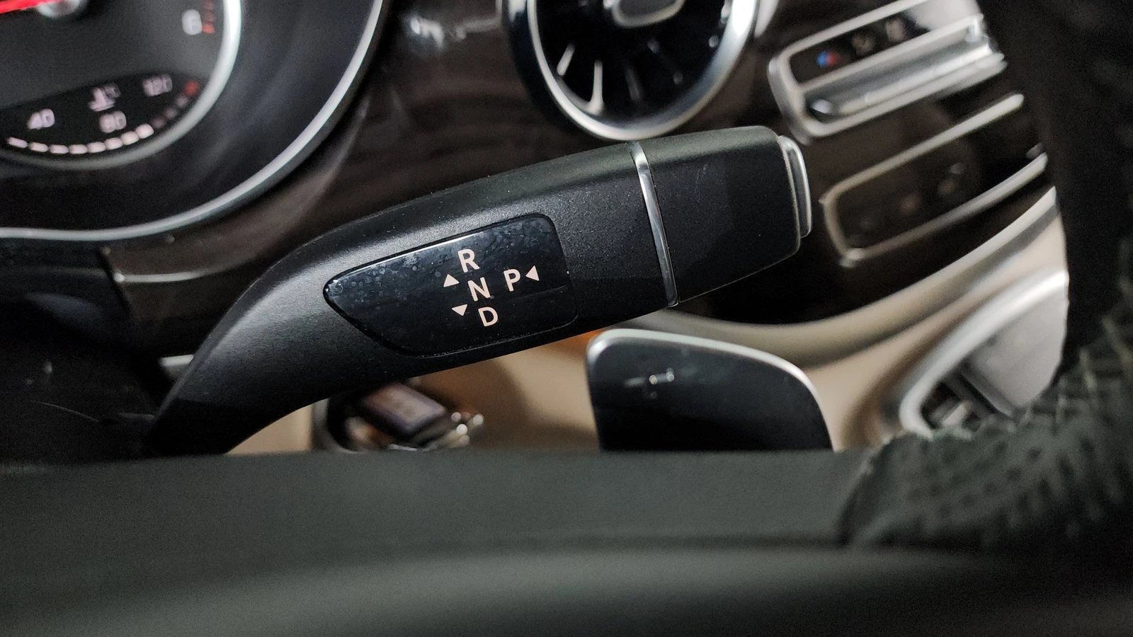 Mercedes-Benz V 300 ОБДУХВАНЕ* 360* BLIND SPOT* КРАЙНА ЦЕНА, снимка 9 - Автомобили и джипове - 55302337